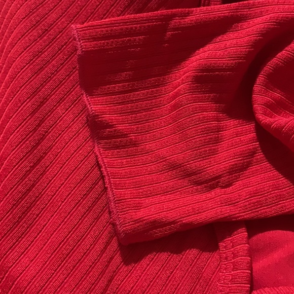 Red Button-Front Ribbed Top - NWOT - Picture 6 of 8